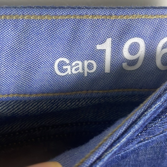 Gap Size 2 Jeans, sexy boot - Picture 5 of 6